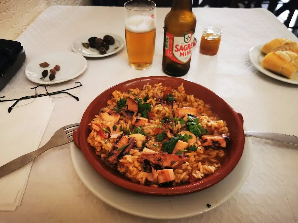 Restaurante & Churrasqueira BELLA_Santa Maria dos Olivais_slider_image_3