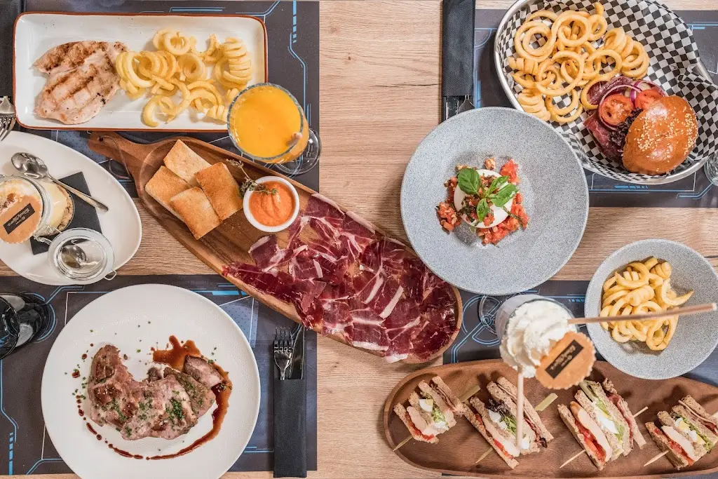 Tabuense_Santa Maria dos Olivais_slider_image_3