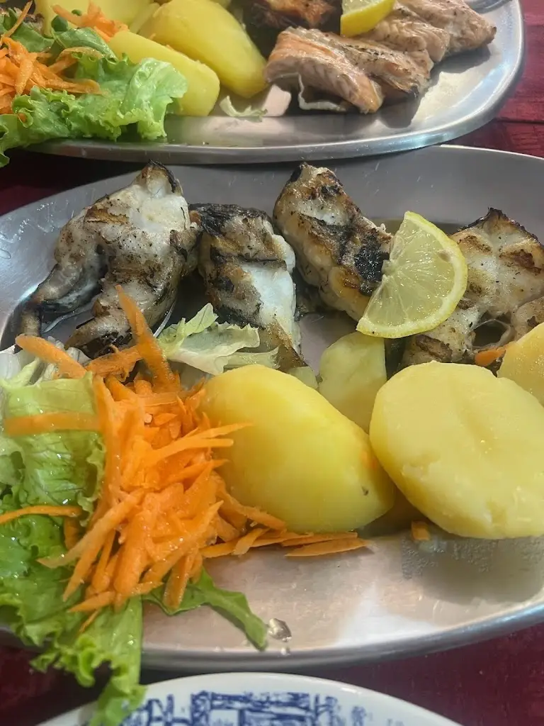 Sannah Dyer_O Barco_Esmoriz_review