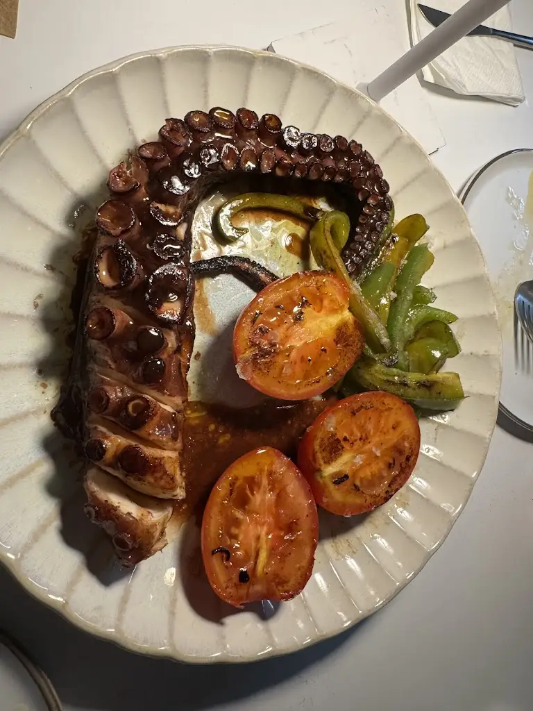 LeFoodCritique_Altinho Do Lobo_Santiago_review