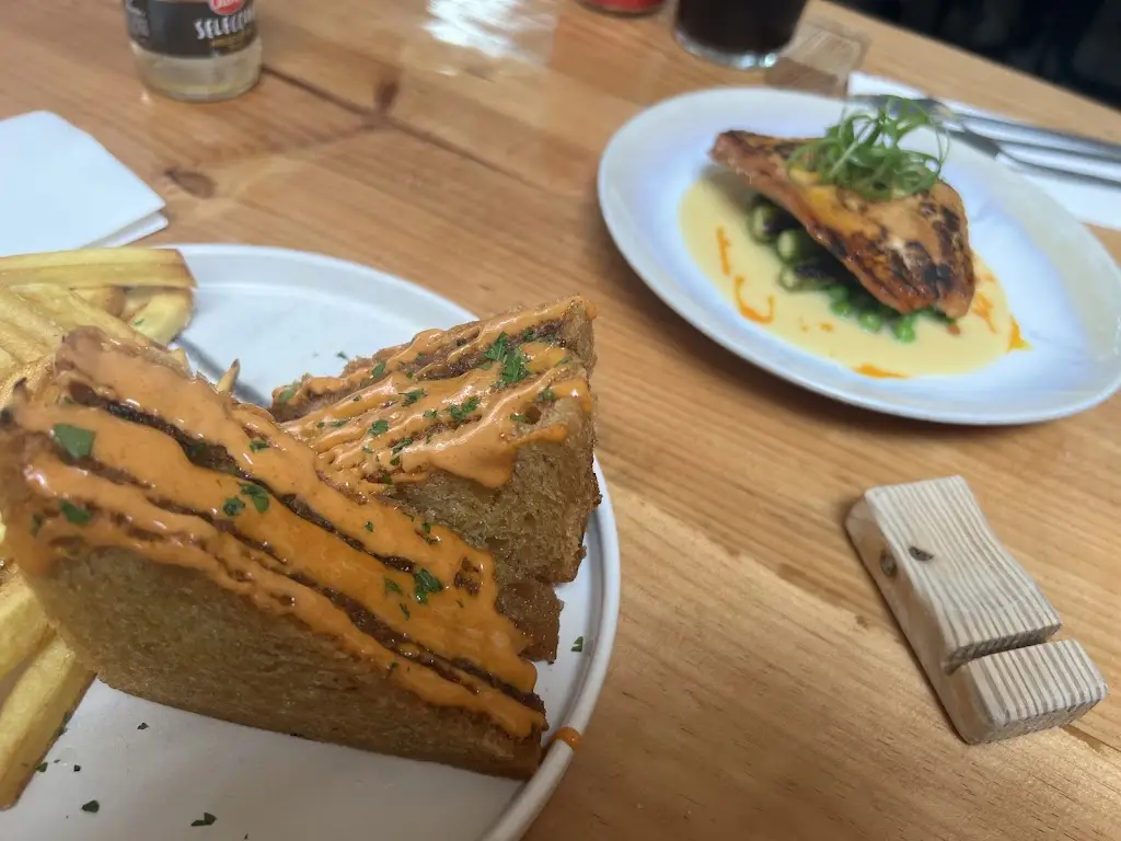 Cd B_Altinho Do Lobo_Santiago_review