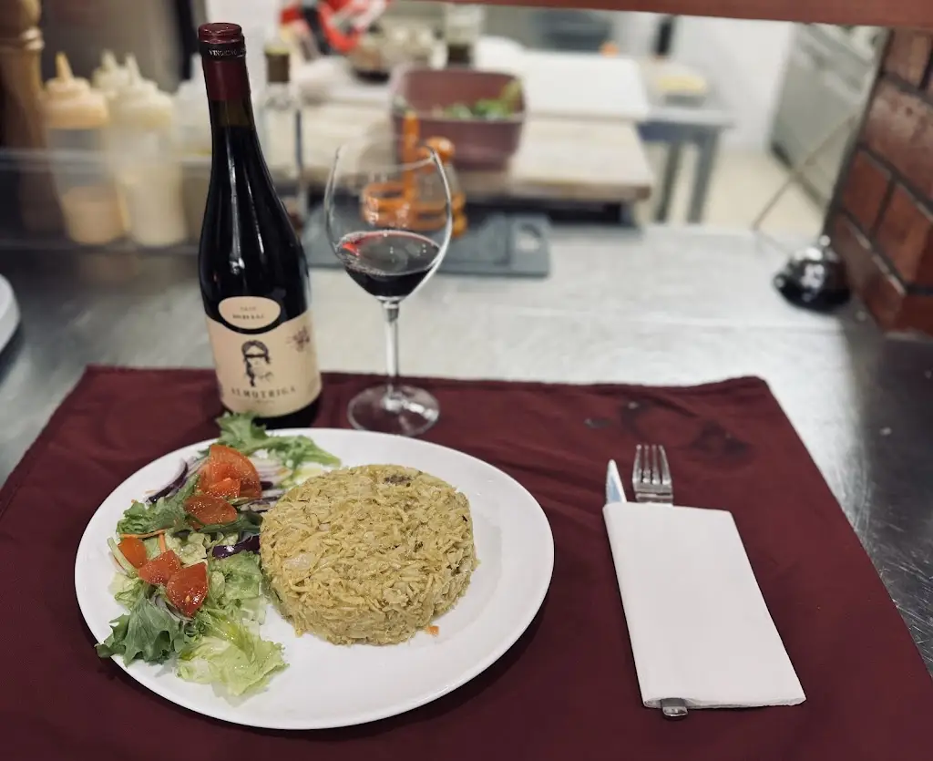 Menu_Taj café restaurante_Santa Comba_image_7