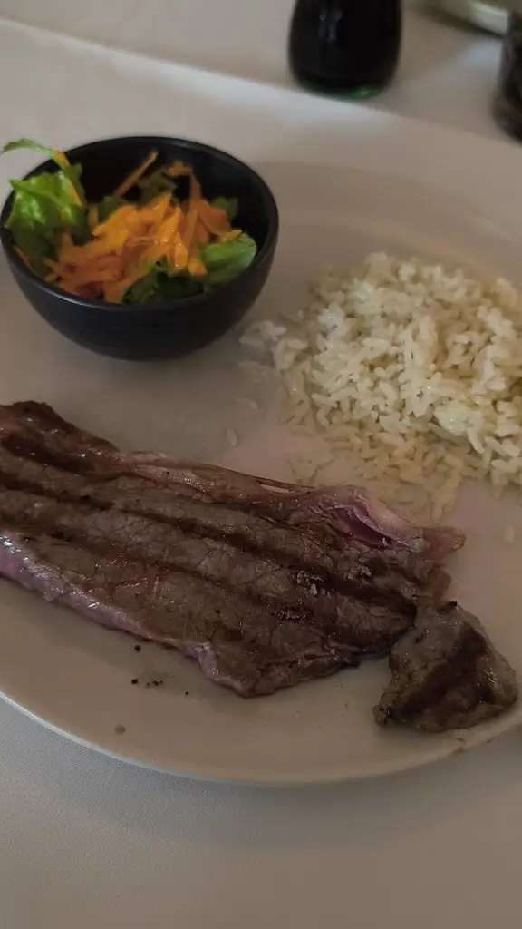 Salsaparrilha Restaurante_Santa Marinha_slider_image_2