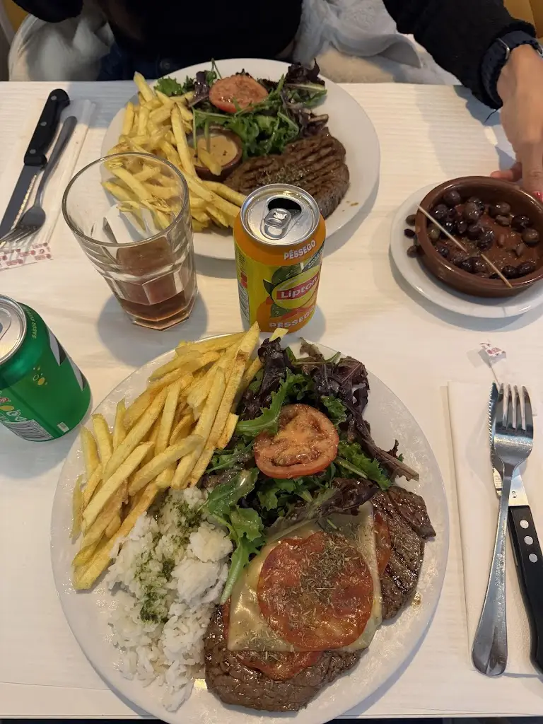 José-David Benitez_BOHEMIA CAIS 244_Santa Marinha_recensione