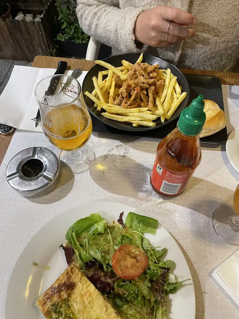 Harry Turner_BOHEMIA CAIS 244_Santa Marinha_recensione