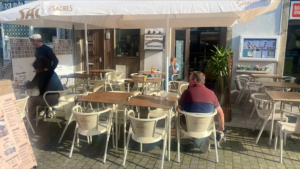 BOHEMIA CAIS 244 ristorante a Santa Marinha