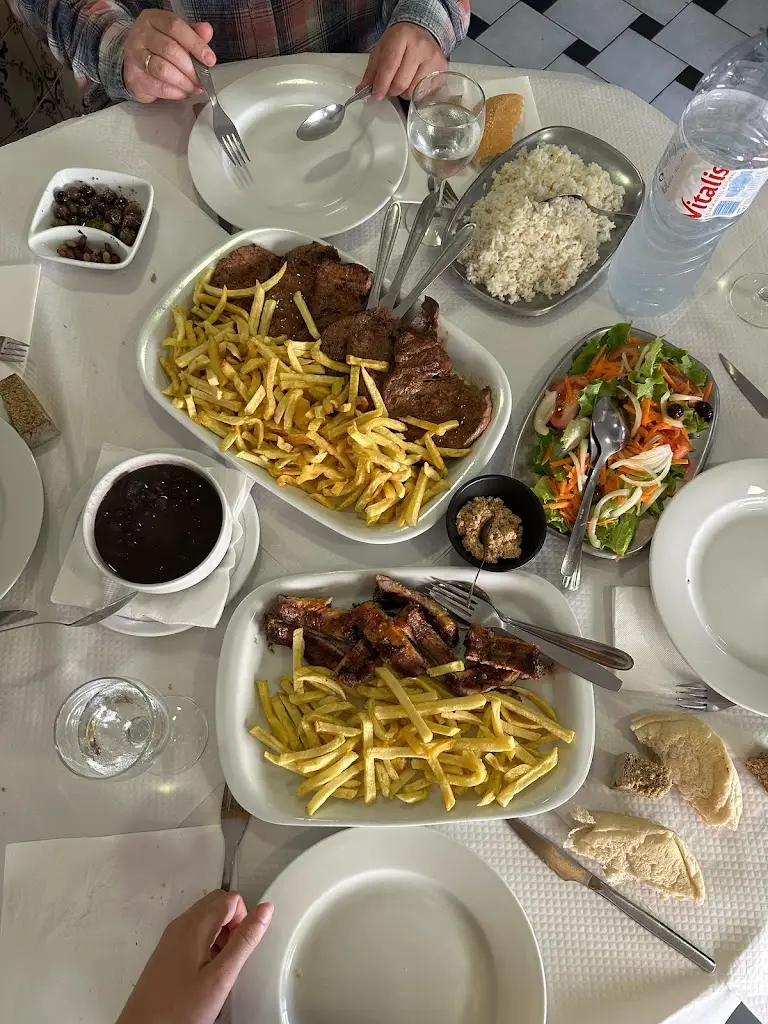 Restaurante Adega Dos Amigos - Prato do dia ristorante a Esmoriz