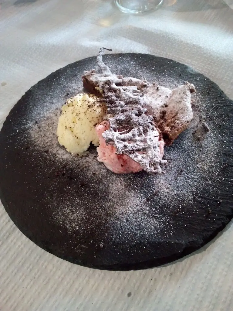 Mariana Carvalho_O Pôr do Sol_Santo Quintino_recensione