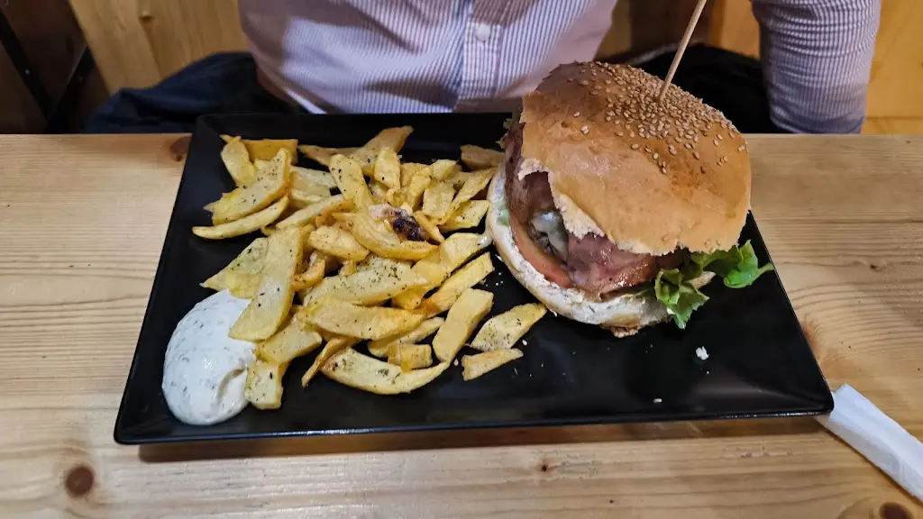 Hamburgueria da Baixa_Castelo Branco_slider_image_3