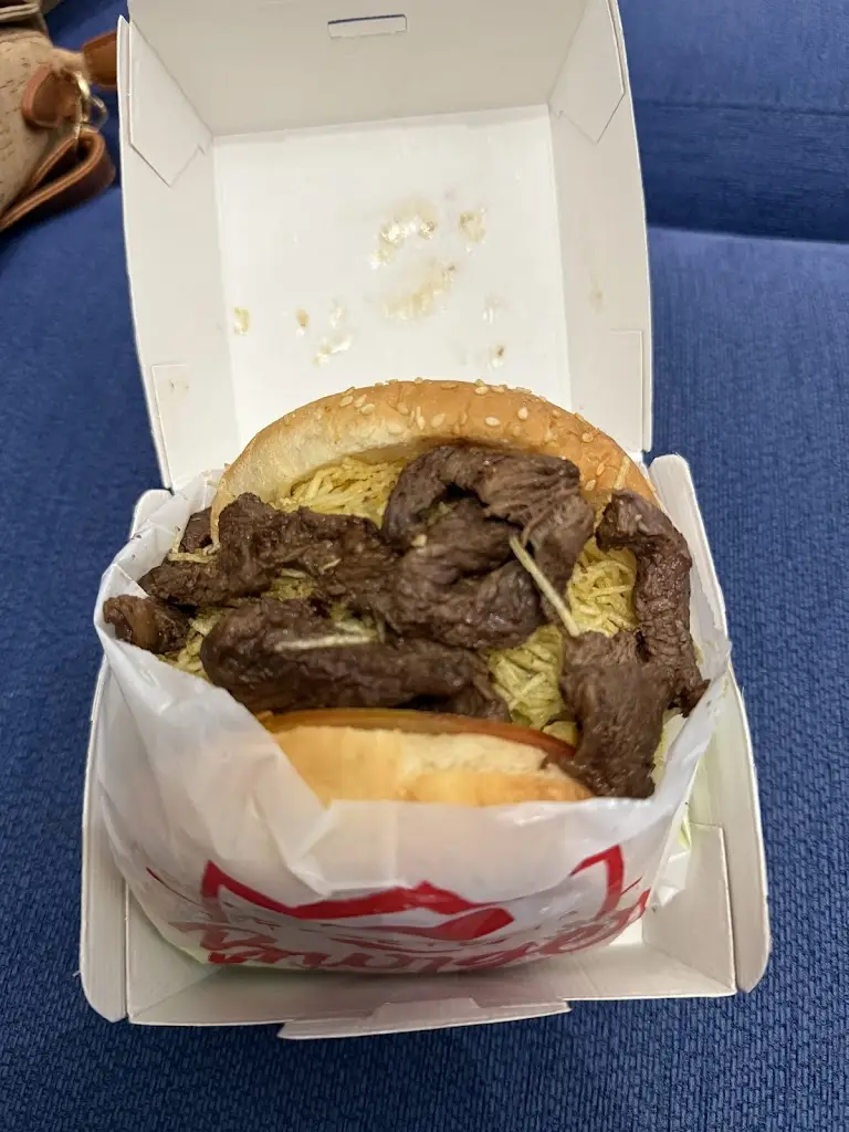 Maynaria Bringel_Espeteria Burger - Sintra_Rio de Mouro_review