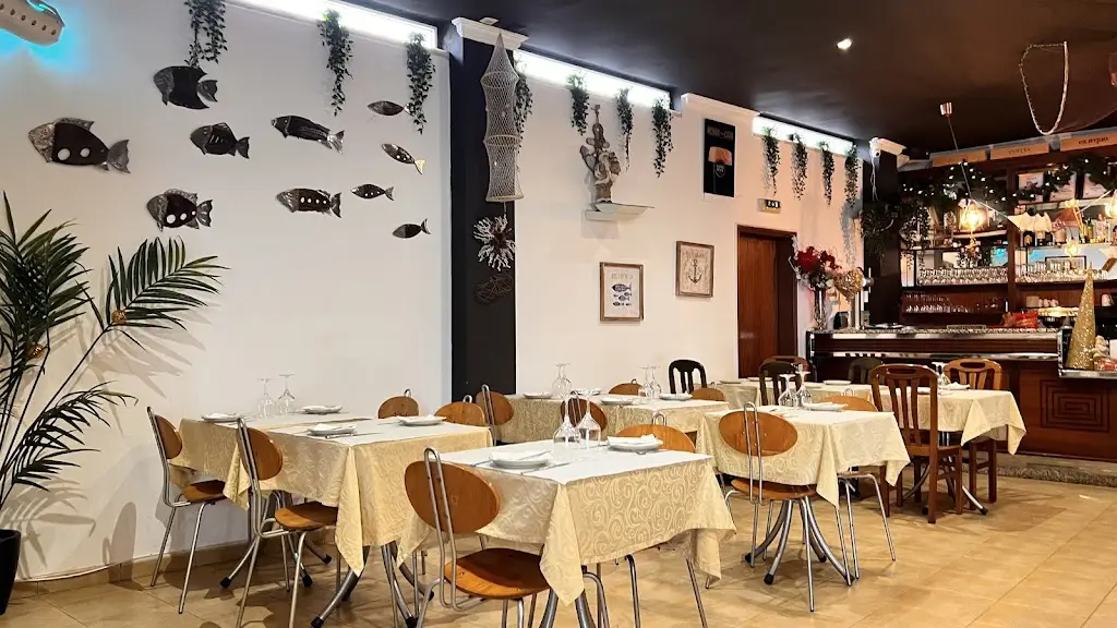 ALUISOUSA_Mar & Terra_Rio de Mouro_recensione