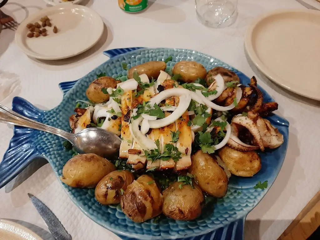 Natacha Vasques_Mar & Terra_Rio de Mouro_recensione