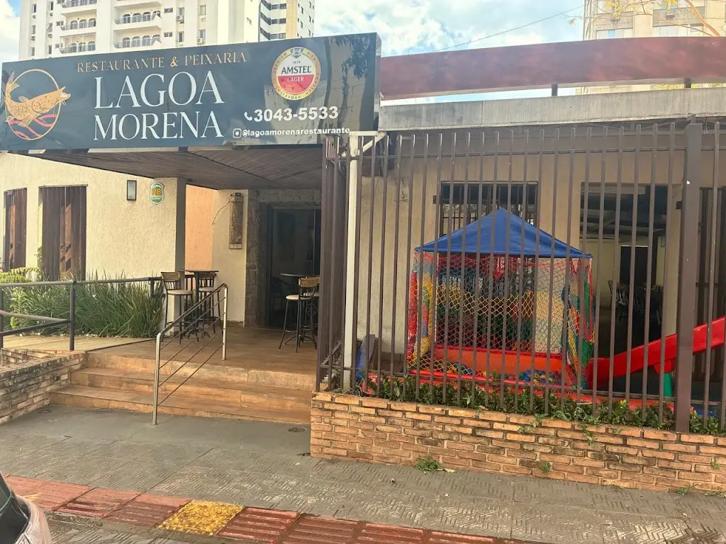 Dog’s House Burgers_Rio de Mouro_slider_image_1