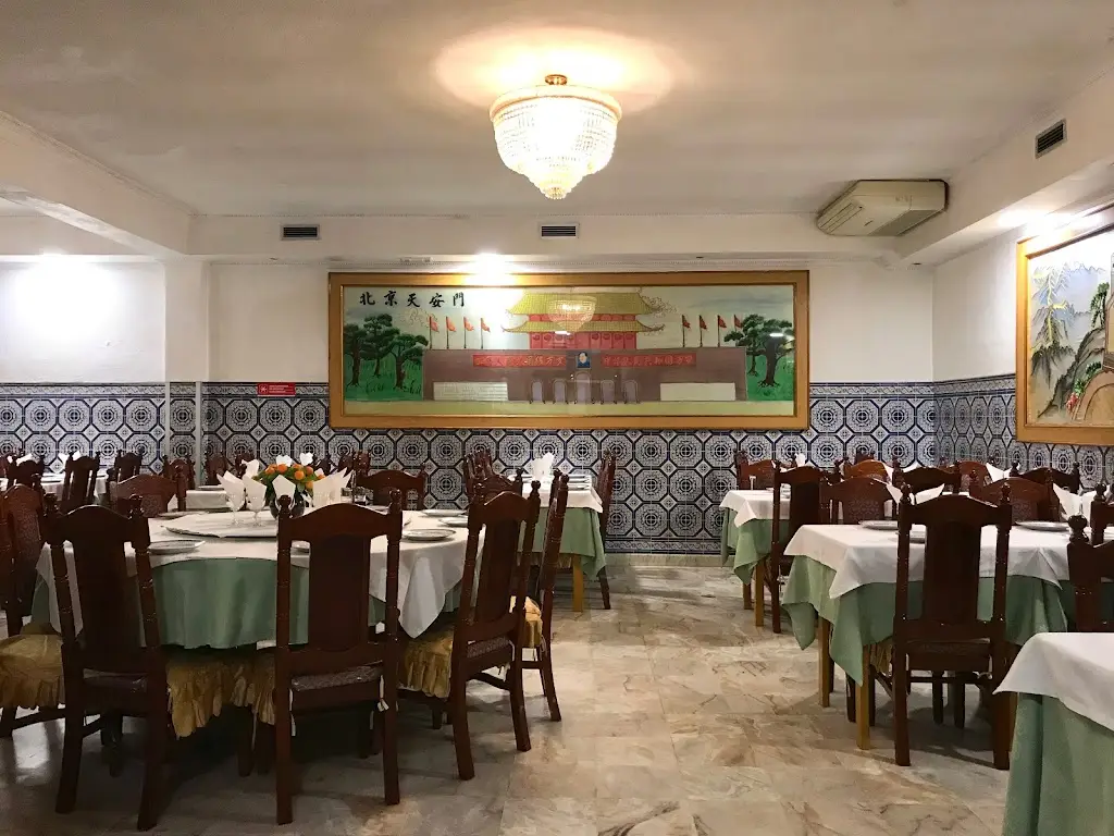 Hua Li_Rio de Mouro_slider_image_1