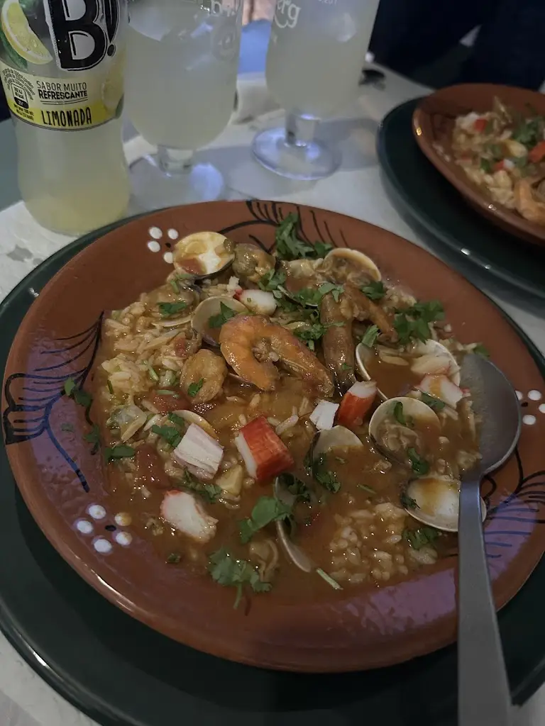 ei ngon phoo_Tasquinha da Linha_São João de Deus_reseña