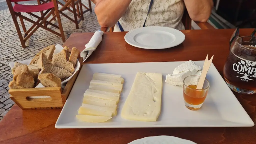 Kimberly van Tongeren_Há Tapas no Mercado_São Jorge de Arroios_review