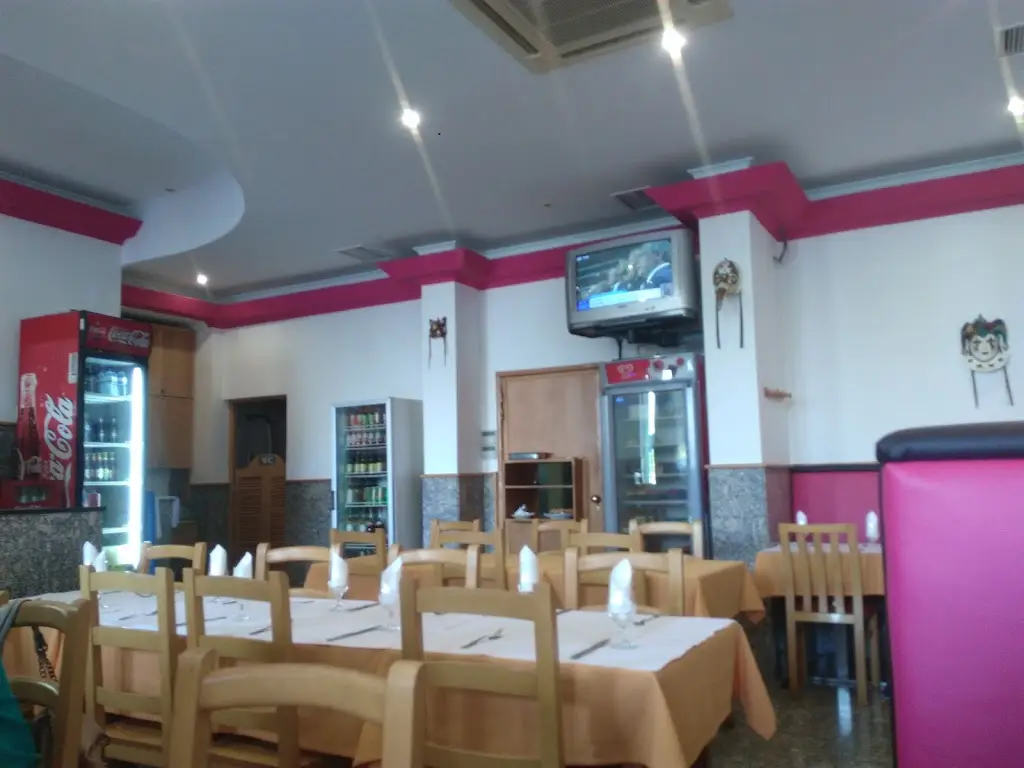 Mesa Ital_São Marcos_slider_image_1