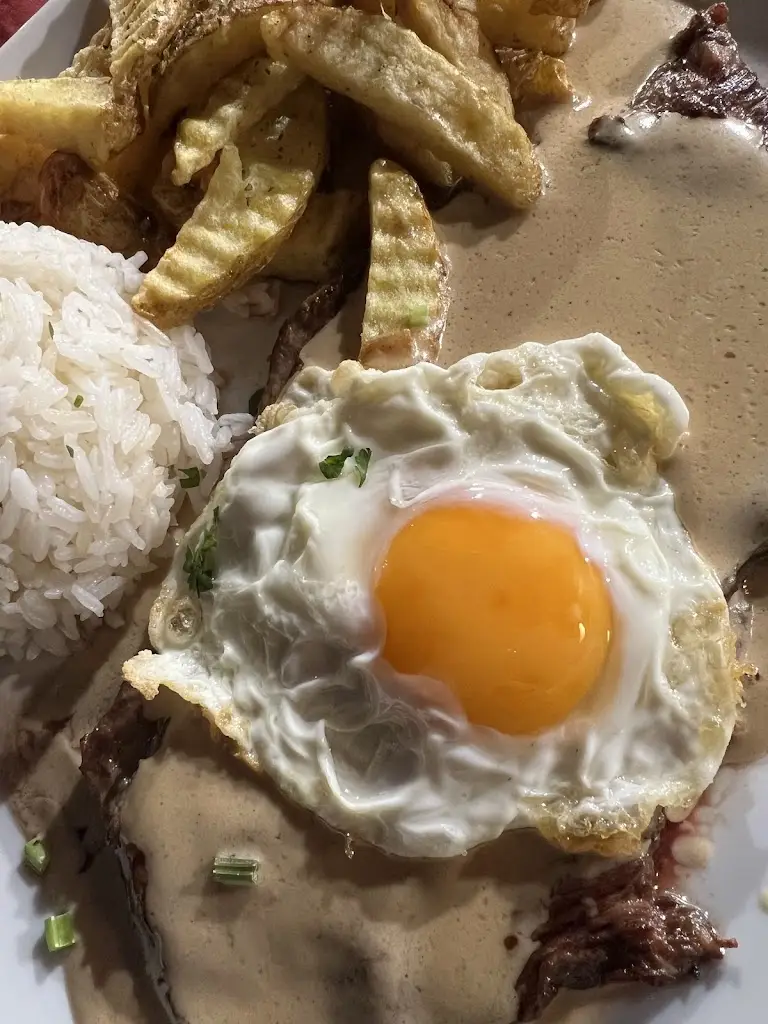 Gabriel Martinez Martin_Cantinho de Santos_Santos-o-Velho_reseña