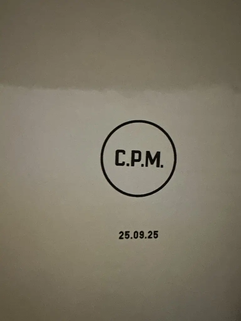 Tricia Scales_Barbela C.P.M._Santos-o-Velho_recensione