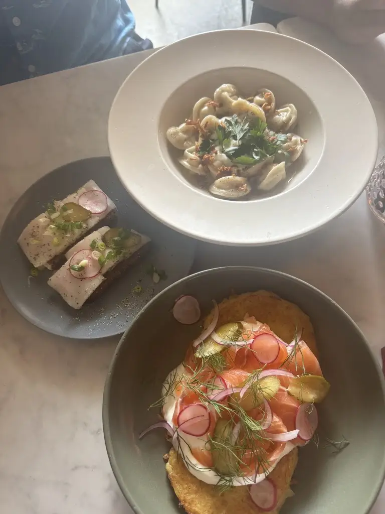 Alisa Adler_São Rabanete_Santos-o-Velho_review