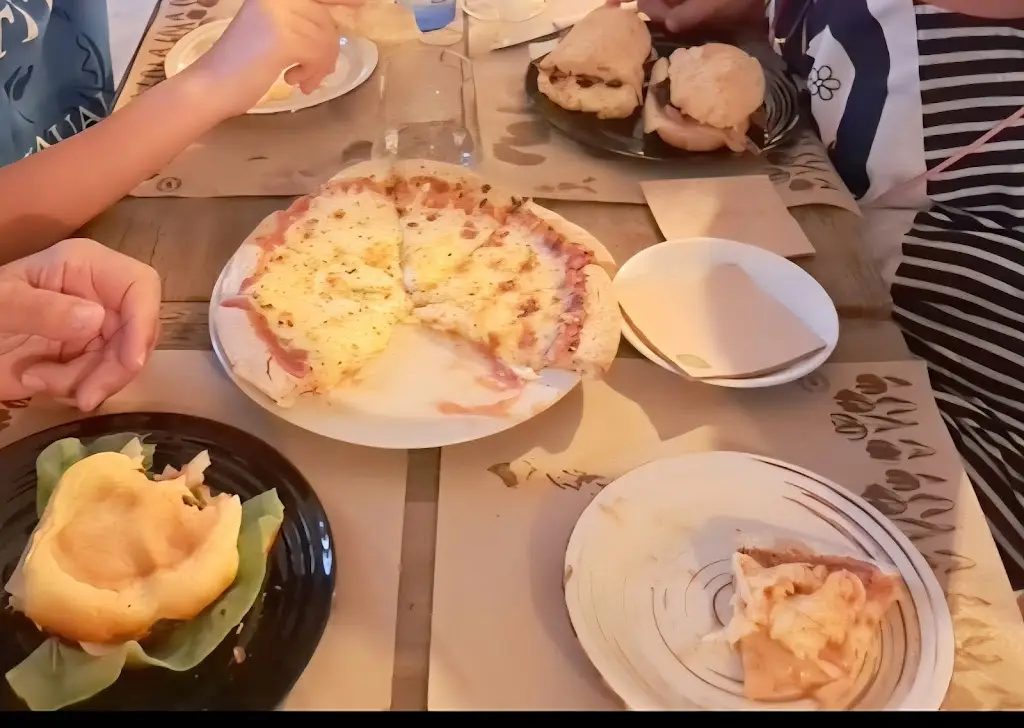 Xander_LOCAL Santos_Santos-o-Velho_recensione