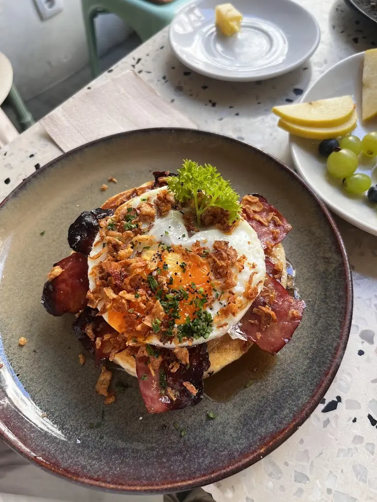 Paul_Fauna & Flora - Santos_Santos-o-Velho_review