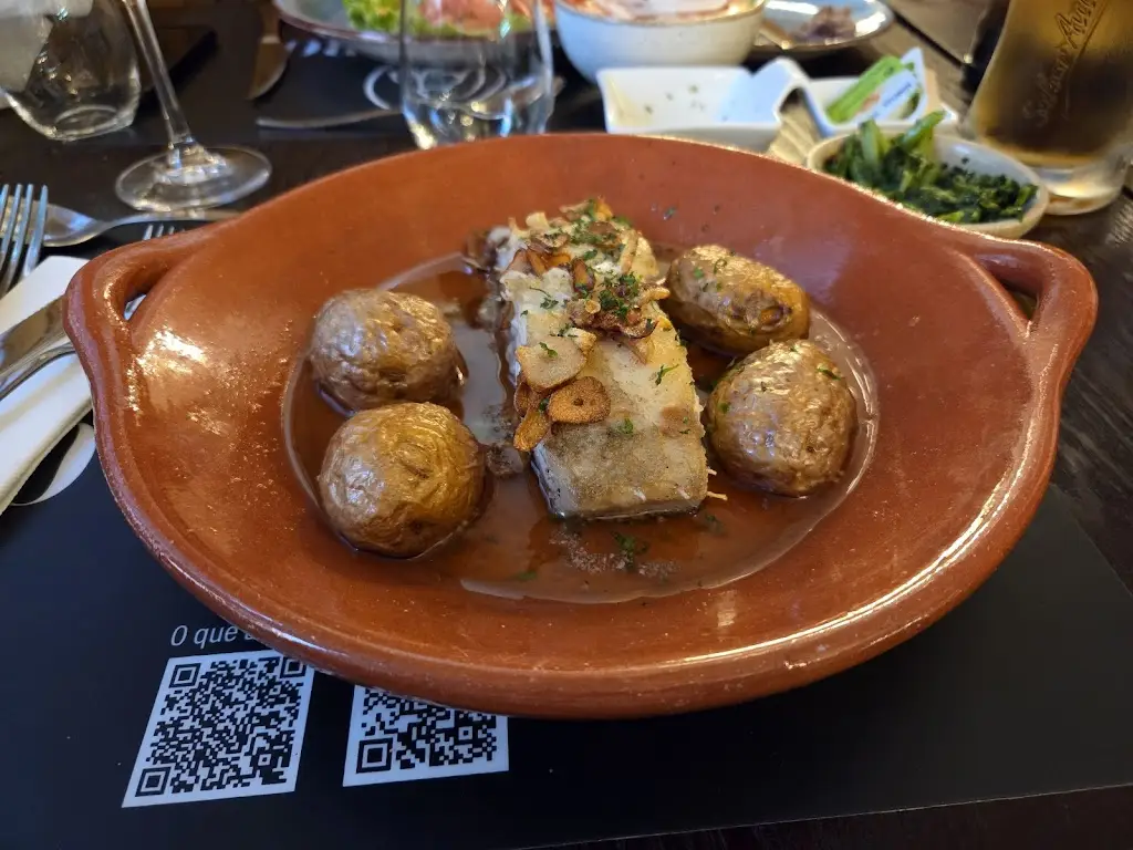Mihály Kóródi_Restaurant O Vareiro_Santos-o-Velho_review