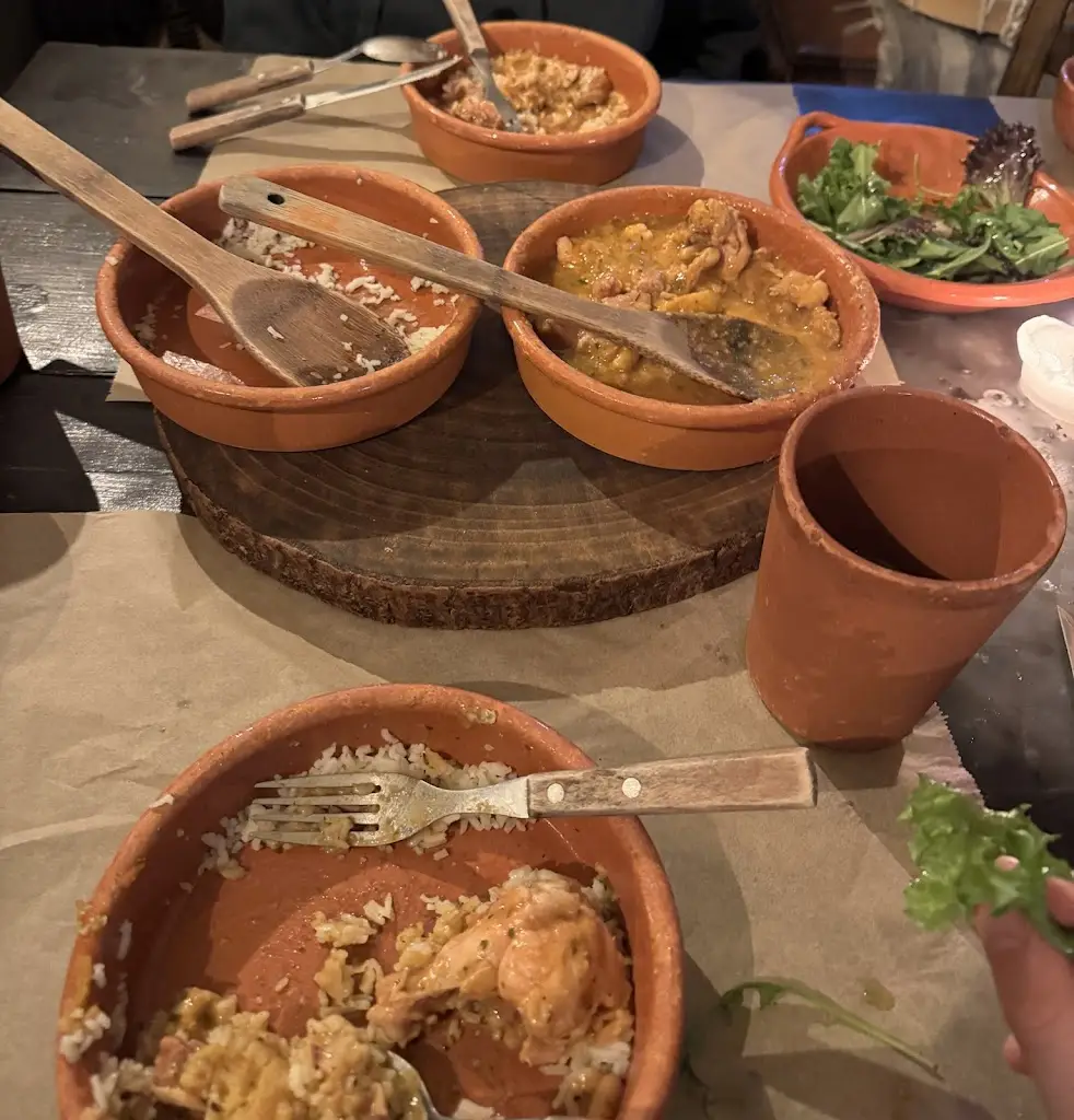 Pythius Music_Taberna Medieval O Caldeirão_São Mamede_recensione