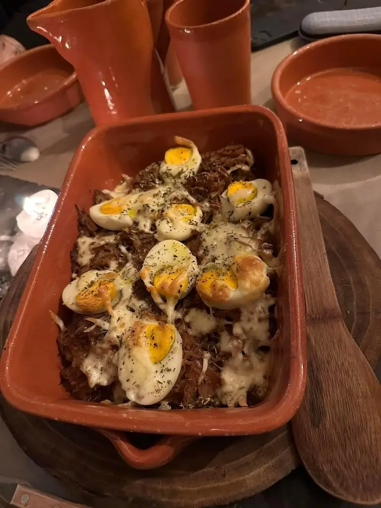 Jarod McCarty_Taberna Medieval O Caldeirão_São Mamede_recensione