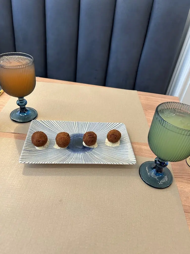 Ihor Starodubets_LEBEDI_São Mamede_recensione