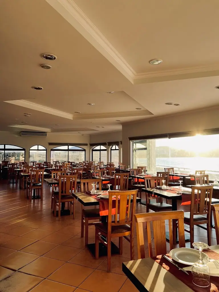 Restaurante O Farol_São Martinho_slider_image_1