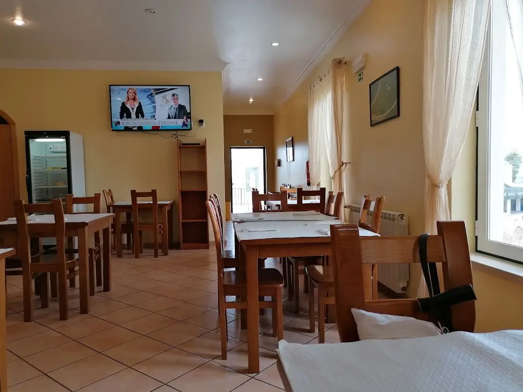 Mario P. Proenca_Cantinho do Amigo_São Martinho_reseña