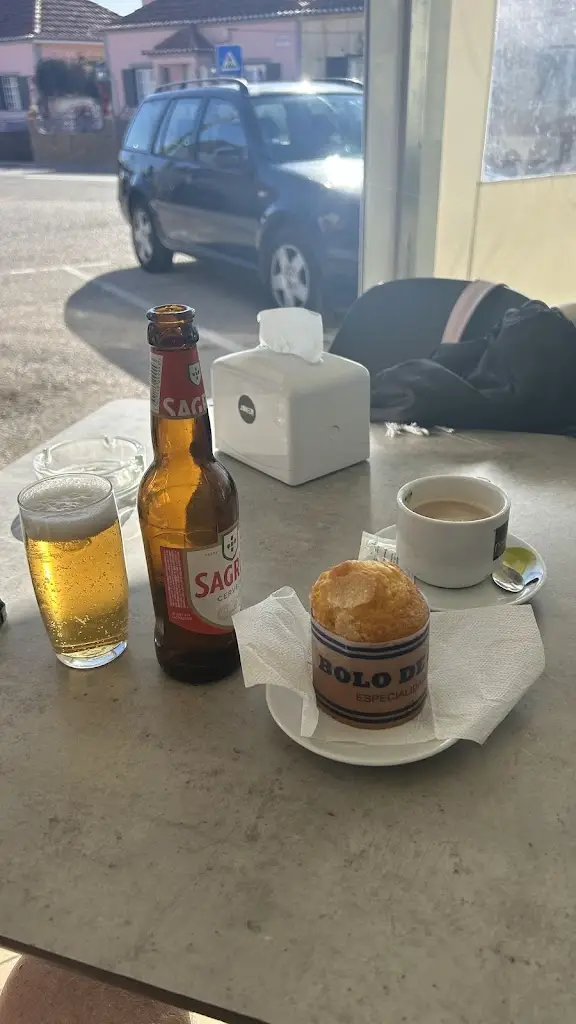 Martin Vile (Walter on Tour)_Café beira mar_São Pedro da Cadeira_recensione