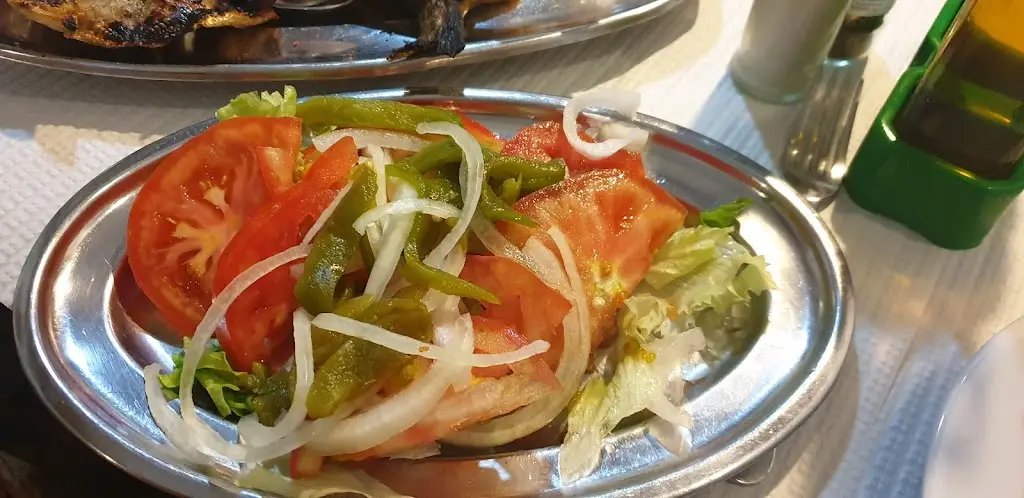 Erly Tunriallu_Restaurant Casa do Mar_São Domingos de Rana_recensione