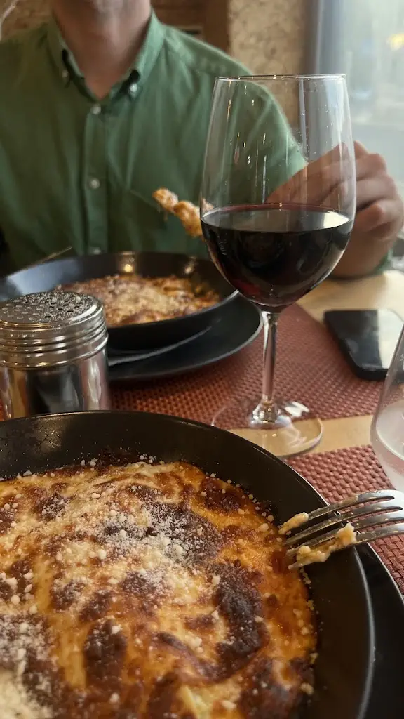 Valeriya myasnikova_D'amici_São Domingos de Rana_recensione