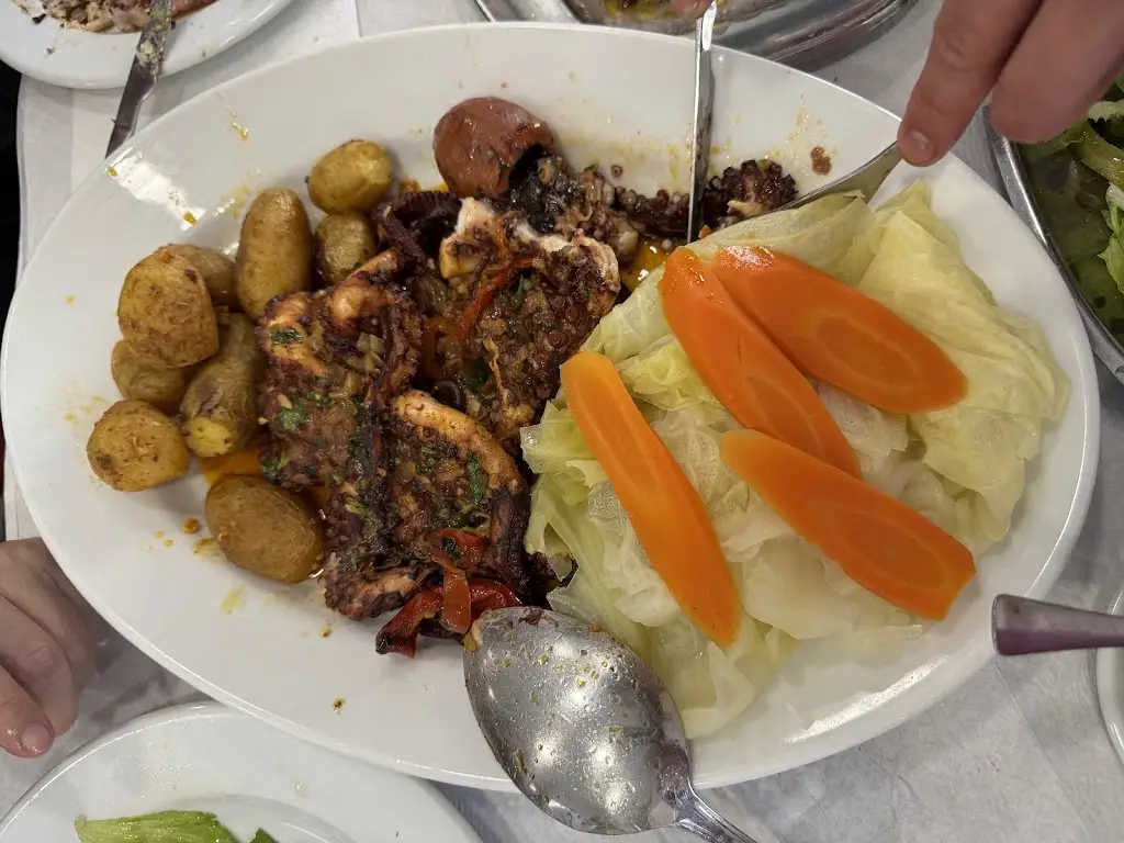 Florence Ito_Casa Américo_Espinho_recensione