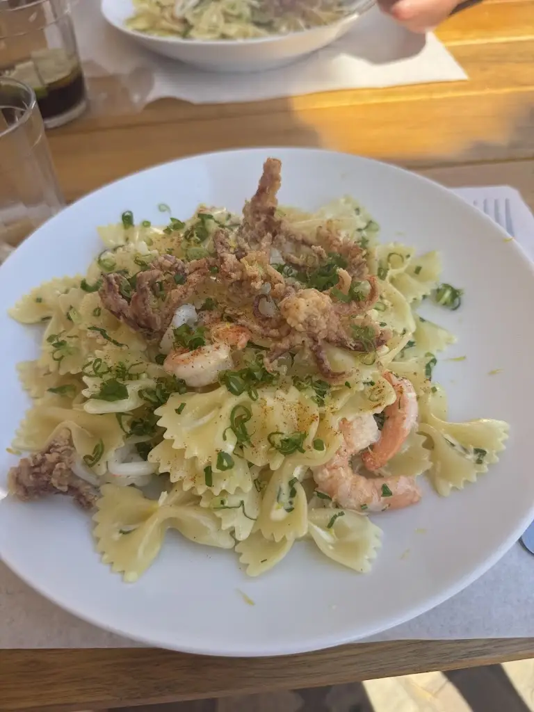 Alexey Dolgushin_Cantinho da Ramboia_Espinho_review