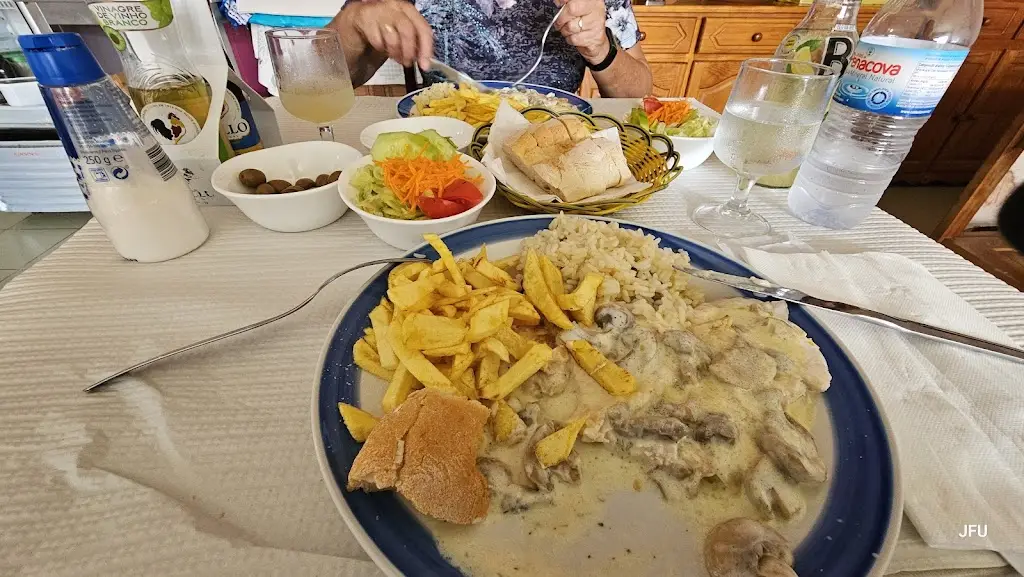 Menu_Ponto de Encontro_Terrugem_immagine_1