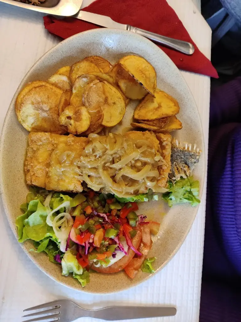 Bruno Rosa_Retiro do Minhoto_Unhos_review