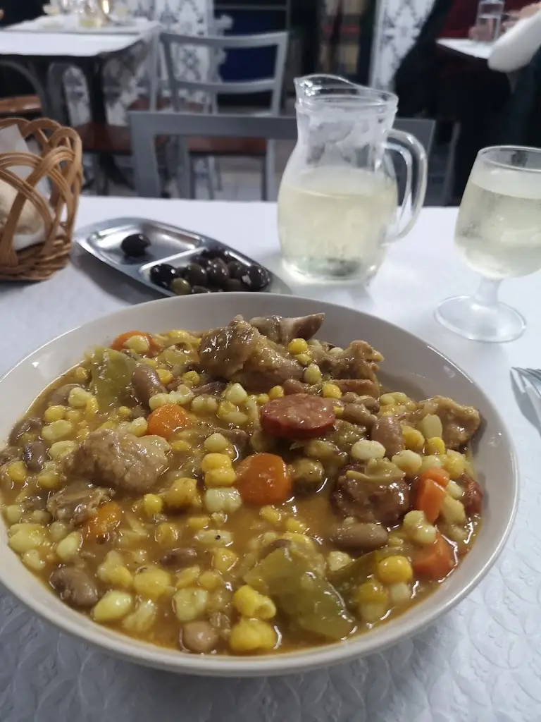 Anabela esperanço_O Fininho_Unhos_recensione