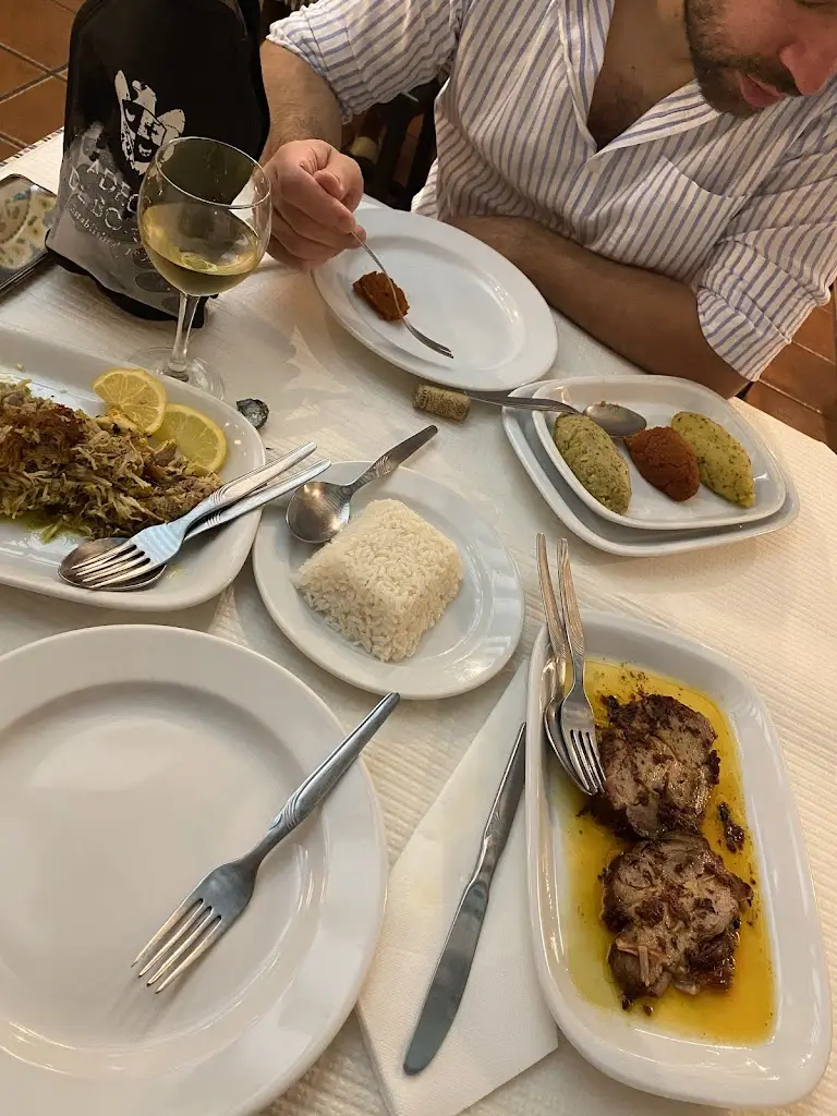 Maicon de Almeida_Taberna do Adro_Vila Fernando_recensione