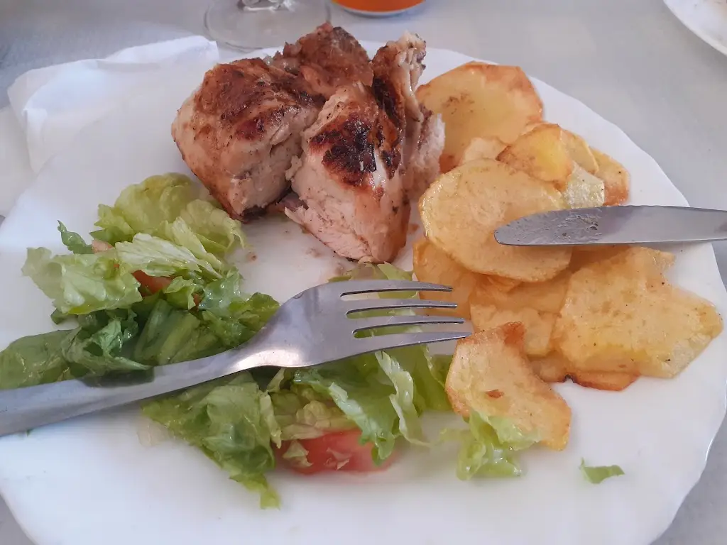 Lurdes Gordo_Bar Alentejano_Vila Fernando_reseña