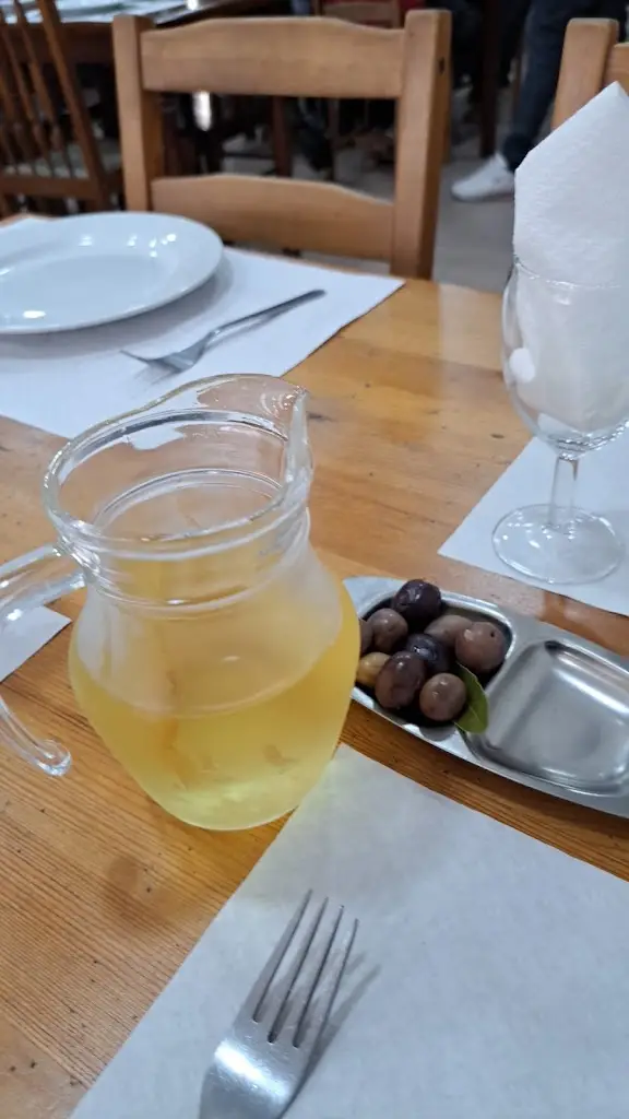 Menu_Hás de cá vir_Venda Nova_immagine_2