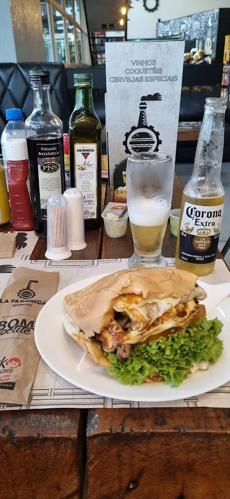 Nuno Chaves_Come e Cala-te_Venda Nova_avis