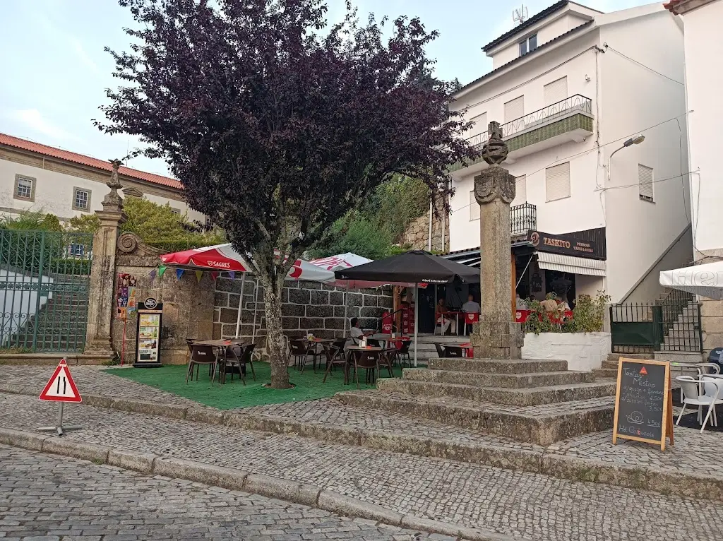 Carlos Valente_Taskito F10 - Petiscos e Tapas_Vila Nova de Tazem_recensione