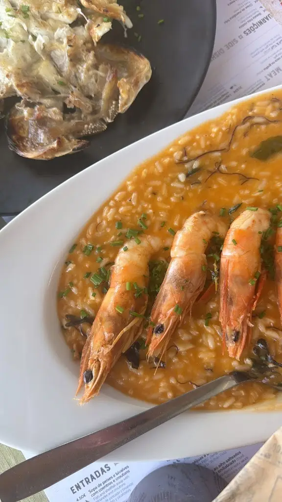 Eman AlSadun_Bronze Seafood & Lounge Bar_Gafanha da Encarnação_avis