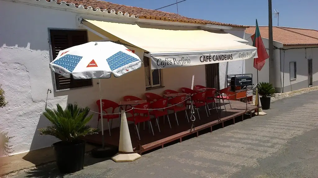 Café Candeias ristorante a Vila Ruiva