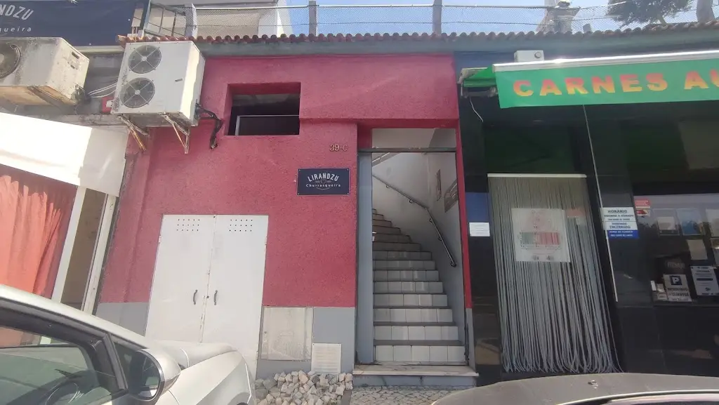 Lirandzu Churrasqueira ristorante a Caranguejeira