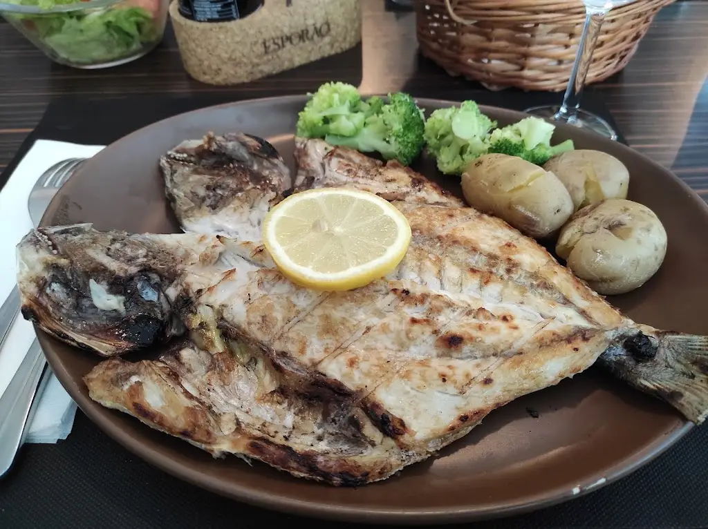 Menü_À Mesa - Taberna Moderna_Caranguejeira_Bild_5