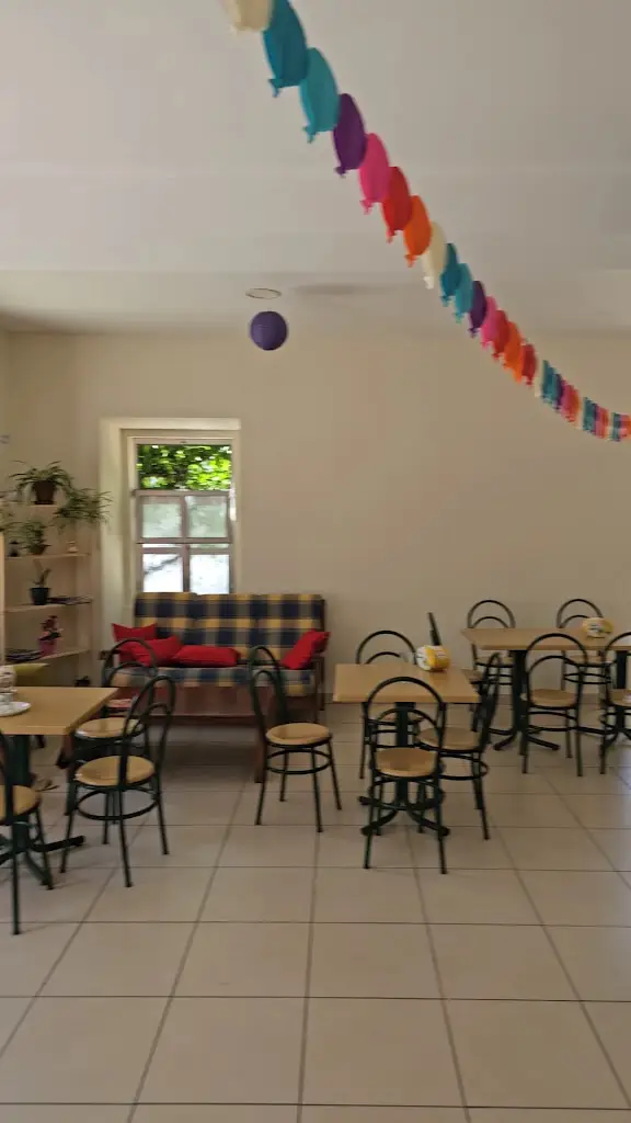 Marcos Roemer_Brasileiros Café e Pastelaria_Caranguejeira_recensione